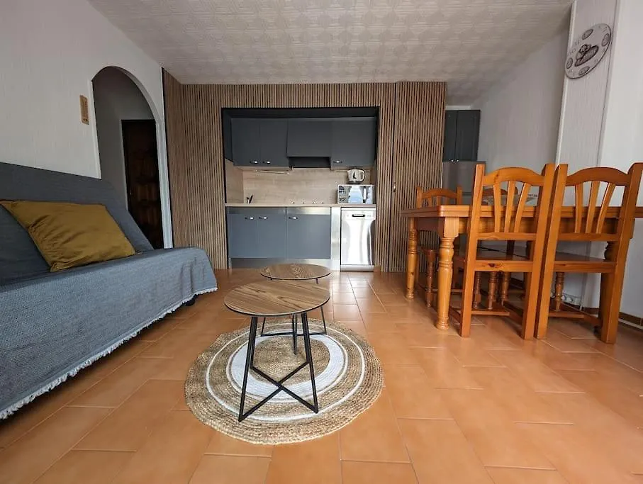 Appt Costa Akoya Conserjeria, Vue Canal Empuriabrava Spain